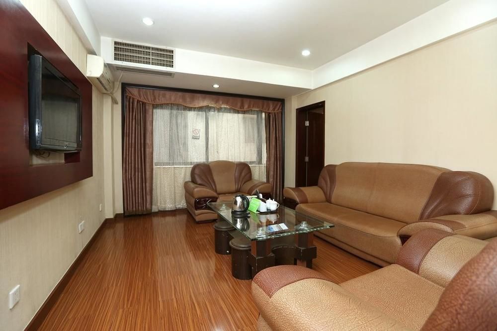 Yile Hotel Гуанчжоу Экстерьер фото