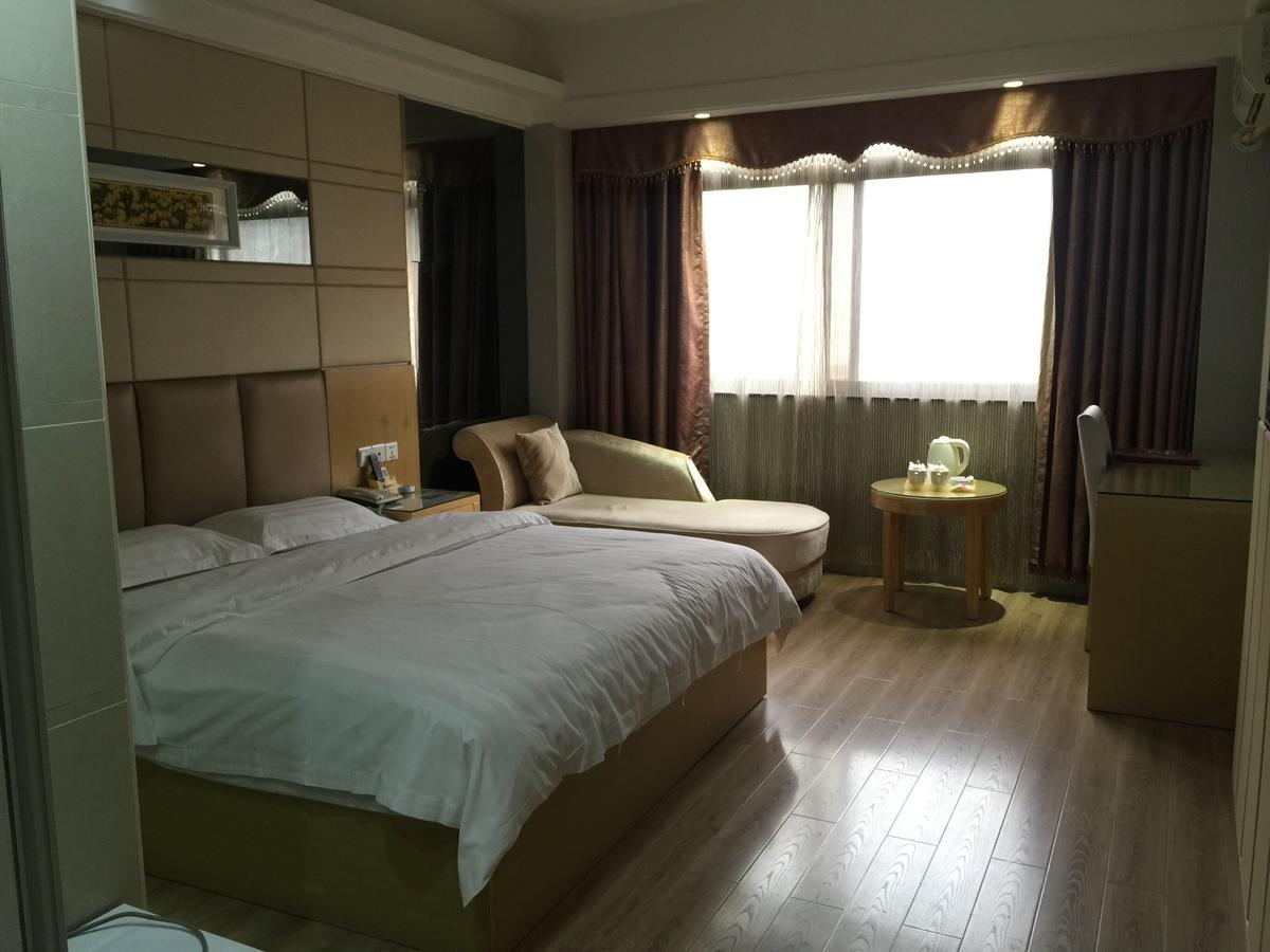 Yile Hotel Гуанчжоу Экстерьер фото